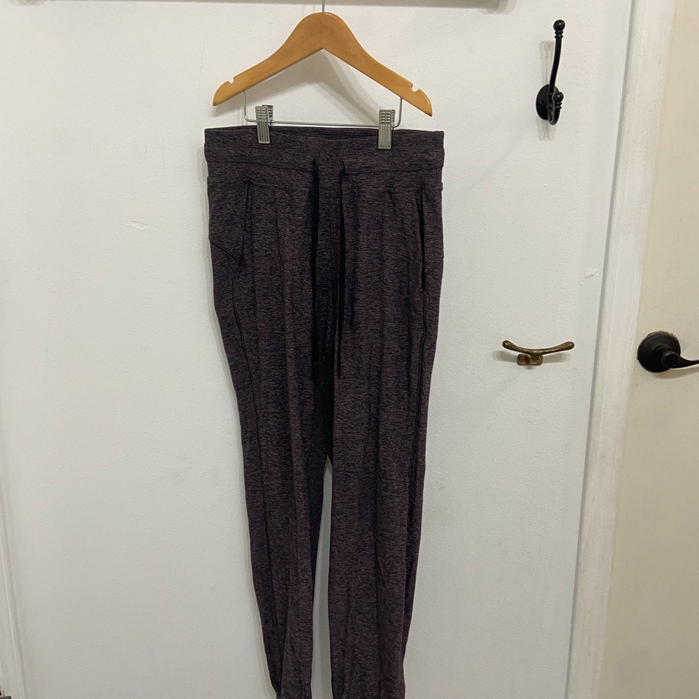 Lululemon Women’s Everyday Casual Purple/Gray Jogger Pants